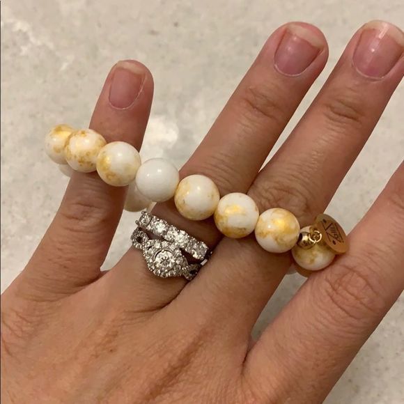 14kt gf White jade plated with‎ gold bracelet - Picture 5 of 8